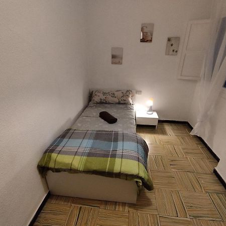 Habitaciones Cerca Del Centro Alicante Buitenkant foto